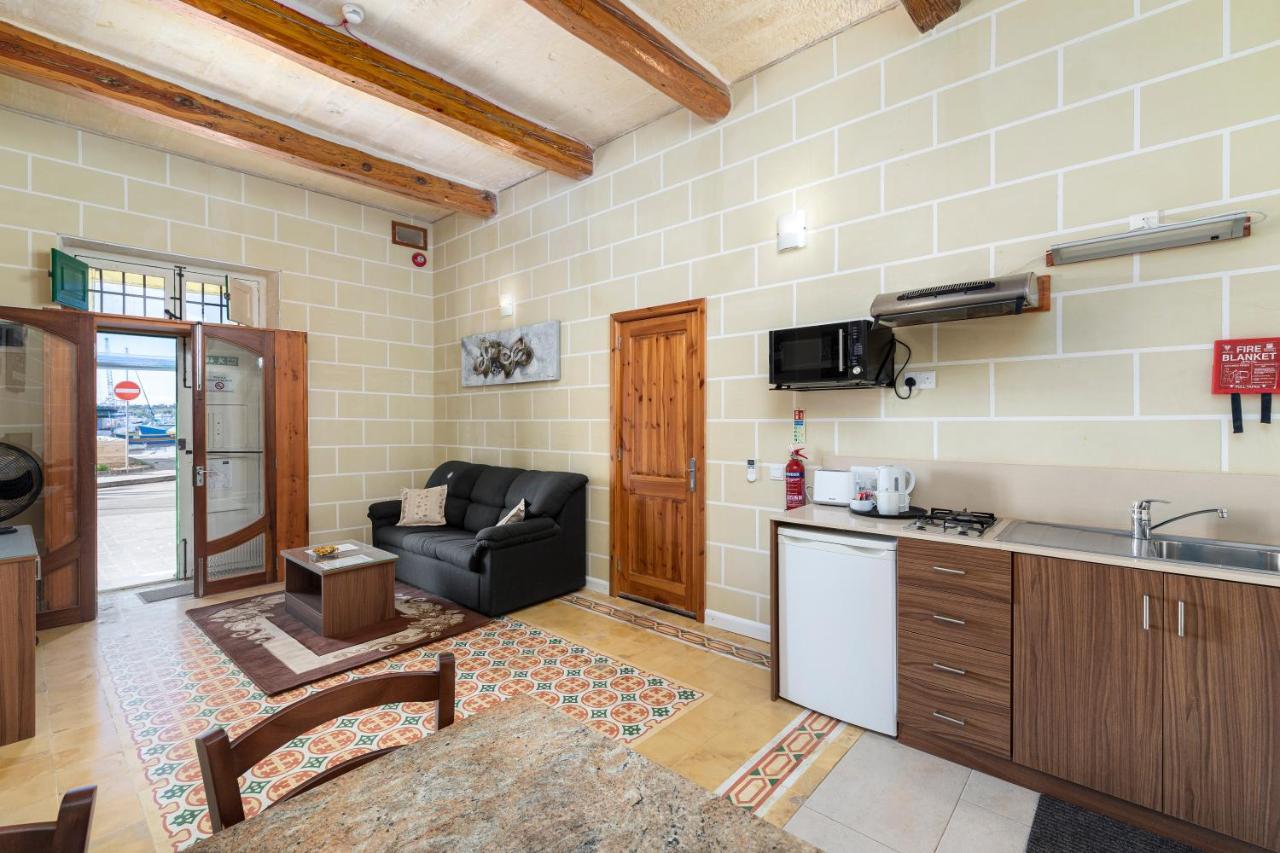 Quayside Apartments Marsaxlokk Luaran gambar