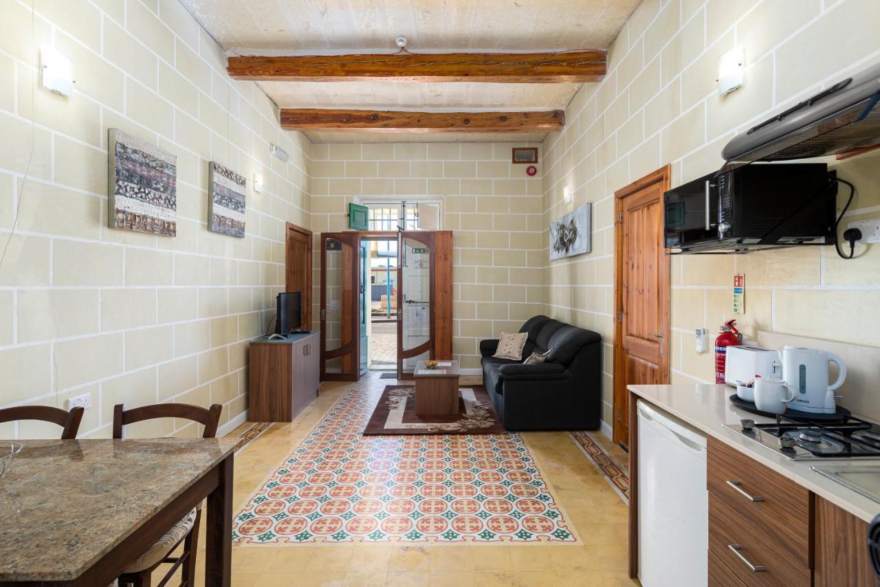 Quayside Apartments Marsaxlokk Luaran gambar