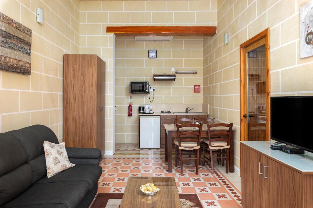 Quayside Apartments Marsaxlokk Luaran gambar